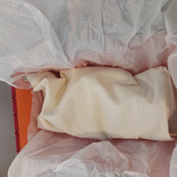 Tory Burch Miller - Picture 2 of 9